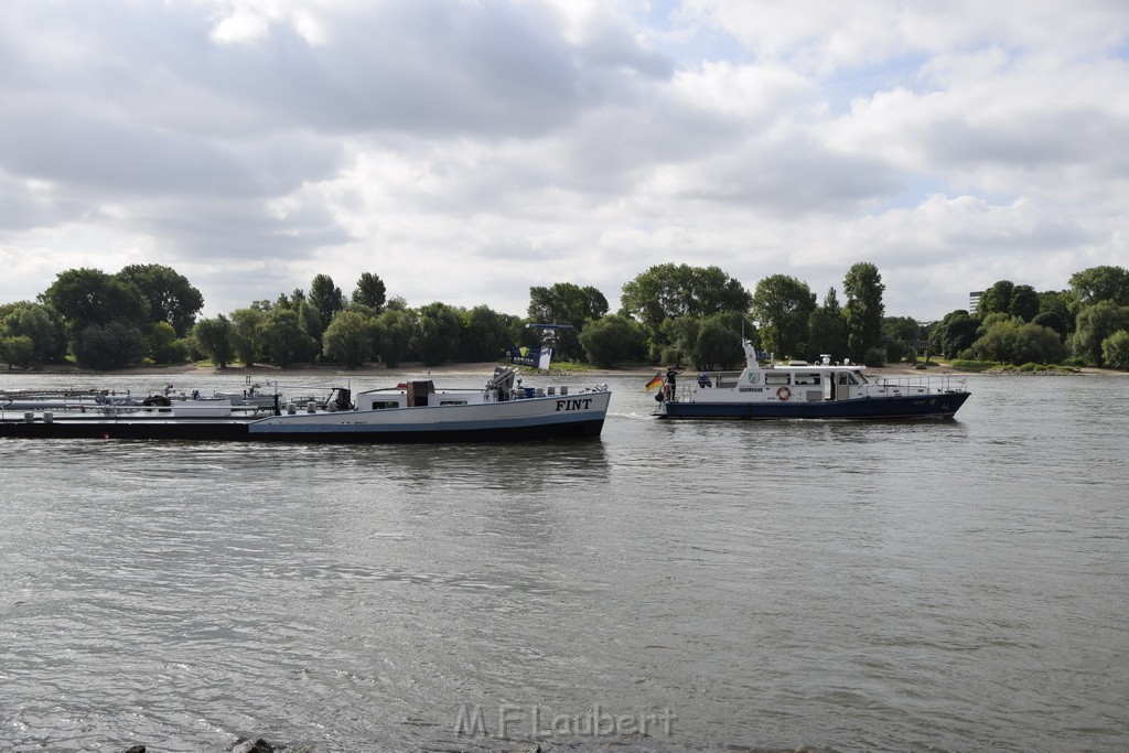 Schiff 1 Koeln in Hoehe der Koelner Zoobruecke P295.JPG - Miklos Laubert